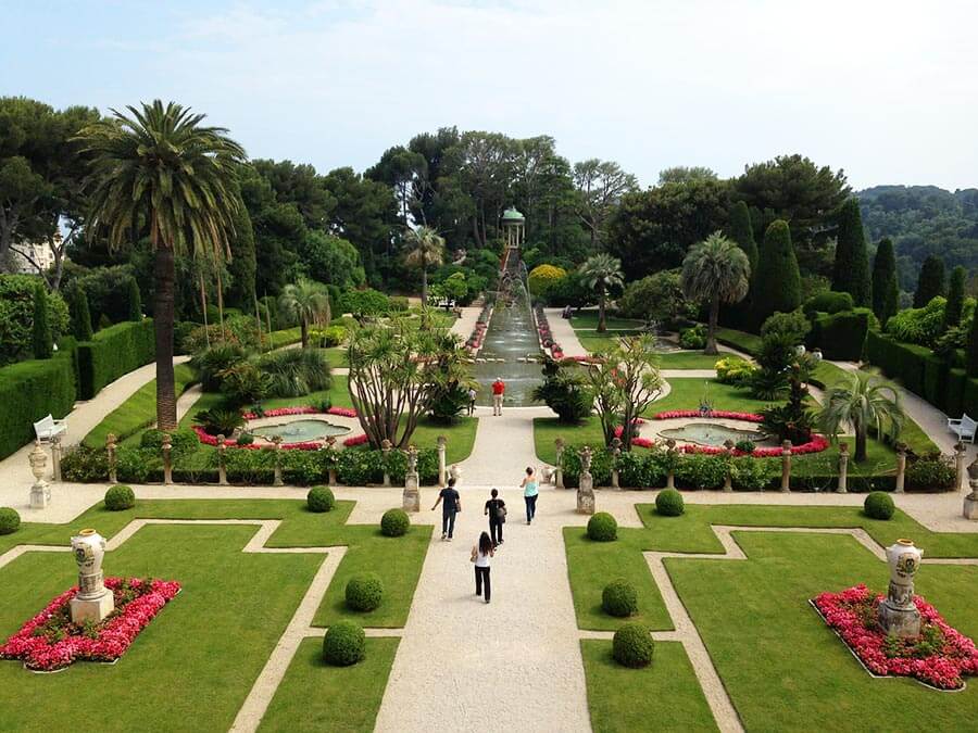 Übersicht der Gartenanlage im Park der Villa Ephrussi