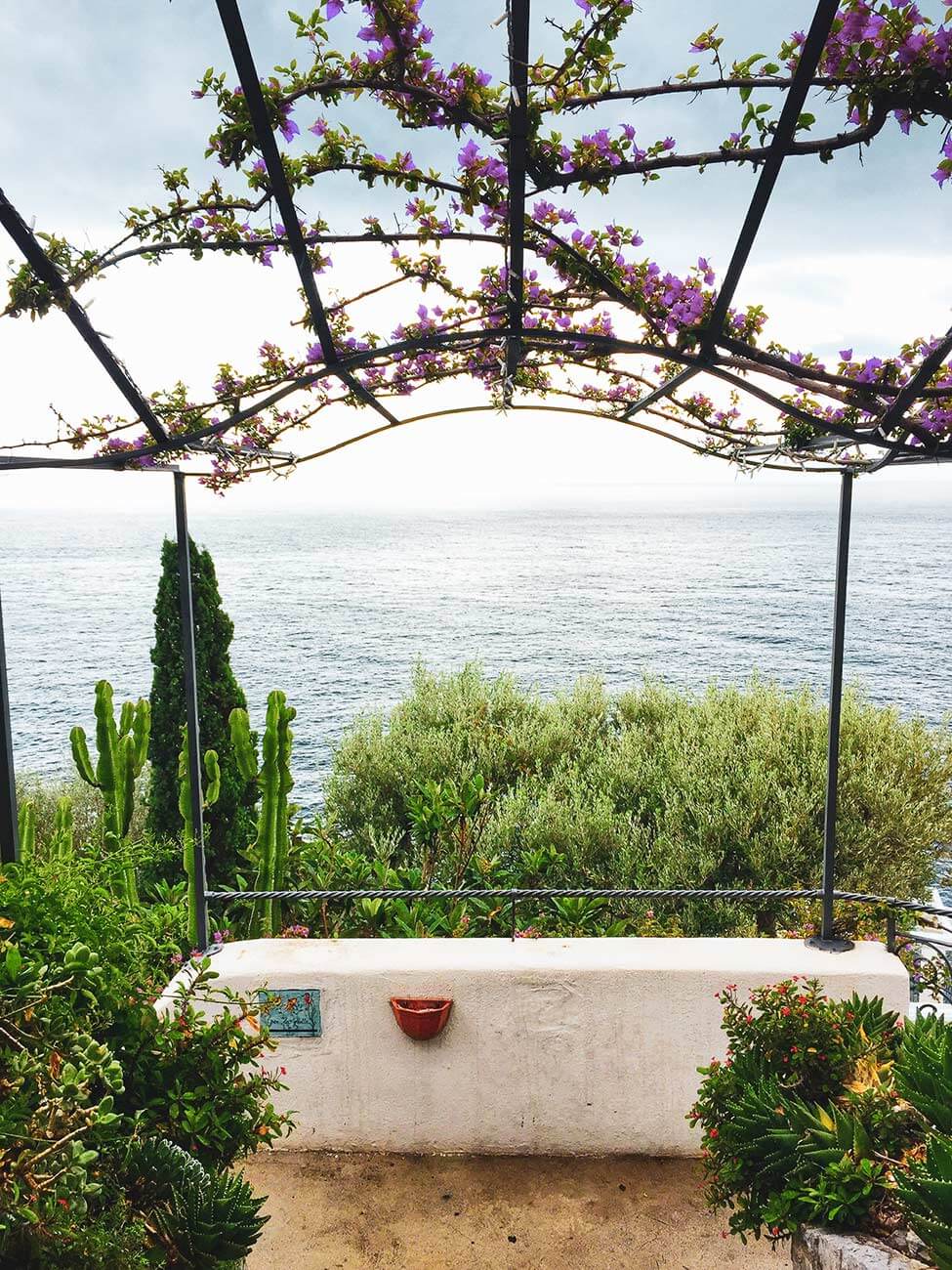 Vista sul mare della Costiera Amalfitana